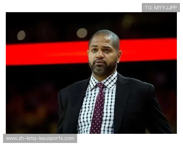 火箭队的主帅是谁，他的执教风格有哪些特点